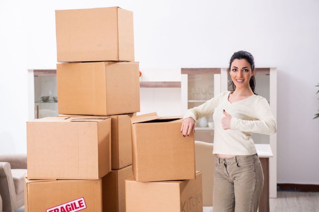 The Benefits of Using a Moving Company for Senior Relocation